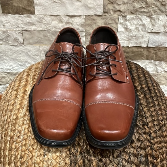 ROCKPORT Men’s Brown Leather Cap Toe Oxford Size 8 1/2 - Picture 3 of 11